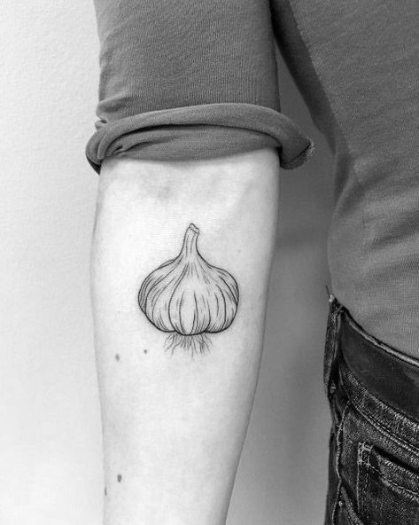 Garlic Tattoo, Vegetable Tattoo, Farm Tattoo, Culinary Tattoos, Chef Tattoo, Seattle Tattoo, Cool Food, Food Tattoos, Tattoo Reference