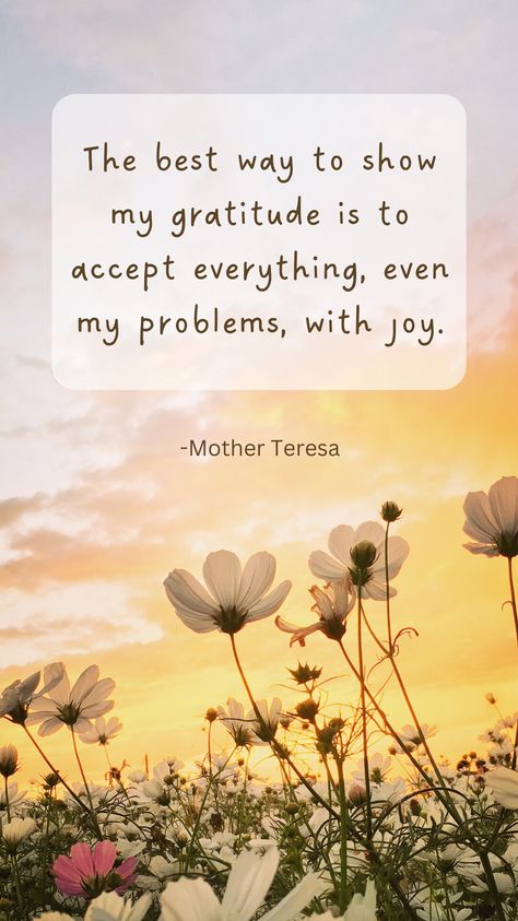 A grateful heart sees many blessings. 💖 What are you thankful for today? #GratefulHeart #DailyGratitude #InspirationDaily #BlessedAndGrateful #MindfulLiving #GratitudeQuotes #BecomingME Gratitude Lyrics, Grateful For My Life, Happy Grateful Quotes, Be Thankful Quotes Gratitude, Grateful For Friends Quotes, Give Thanks With A Grateful Heart, Grateful Thankful Blessed Quotes Gratitude, Thankful For My People Quotes, Grateful For You Quotes