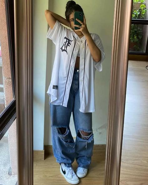 Baggy Outfit Ideas, Baggy Clothes, Effortlessly Chic Outfits, 90s Fashion Outfits, Swag Outfits For Girls, Casual Day Outfits, Tomboy Outfits, Tomboy Style Outfits, Causual Outfits