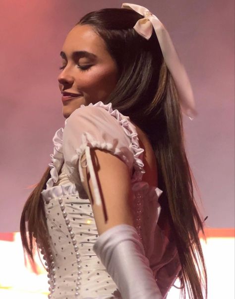 madison beers life support tour ♡ Madison Beer Tour, Beer Wallpaper, Madison Beer Style, Beer Icon, Madison Beer Outfits, Concert Aesthetic, Vintage Princess, Madison Beer, Girly Girl