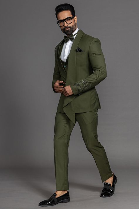 Italian Tuxedo, Green Suit Men, Olive Green Suit, Wedding Pants, Stylish Mens Suits, Slim Fit Suit Men, Suit Pin, Indian Men Fashion, Dress Suits For Men