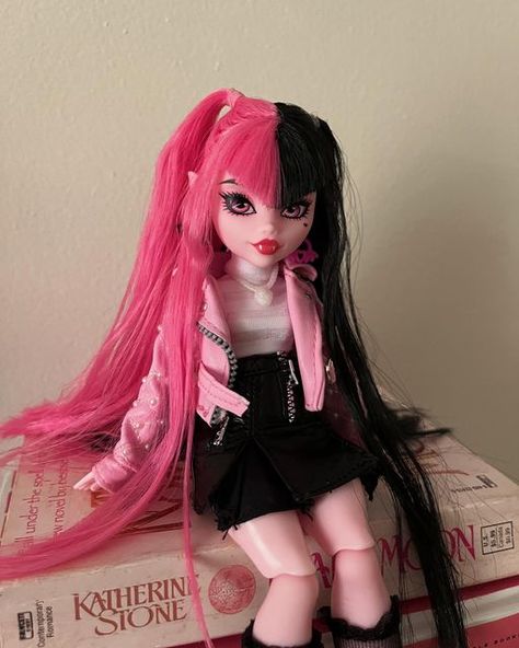 Gen 3 Draculaura Doll, Draculaura Doll Aesthetic, Gen 3 Draculaura, G3 Draculaura Doll, Draculaura Gen 3, Draculaura Restyle, G3 Draculaura, Draculaura Aesthetic Outfit, Draculaura G3