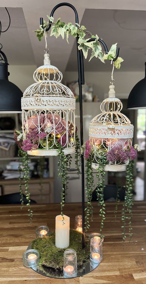 Bird Cages Decorated Ideas, Birdcage Wedding Decor, Birdcage Decor, Birdcage Planter, Succulent Planter Diy, Fairytale Decor, Wedding Birdcage, Flower Chandelier, Bird Cage Decor