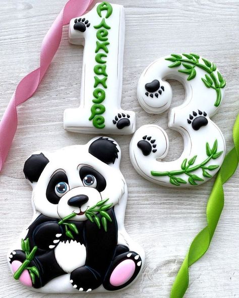 Panda Cookies, Newborn Photography Boy, Panda Birthday, Cookies Decorated, Birthday Diy, Birthday Cookies, Decorated Cookies, Birthday Theme, Olaf The Snowman