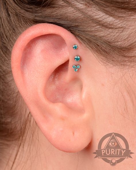 Two Forward Helix Piercings, Low Forward Helix Piercing, 3 Forward Helix Piercing, Forward Helix Piercing Ideas, Double Forward Helix Piercing, Forward Helix Piercings, Triple Forward Helix Piercing, Triple Forward Helix, Ear Stacks