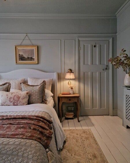 i'll be in bed by 9.

walls colour drenched in @farrowandball light blue, dead flat finish.
bed & bedding dusk.com
bedside tables featherandblack
cushions oka and neptunehomeofficial
throw homesense_uk

#londonhouse #londonhome #londoninteriors #farrowandball #farrowandballlightblue #moderncountry #moderncountrystyle #bedroominspo #bedroomideas #bedroomdesign #bedroompanelling #neutralbedroom #colourdrenching #fabphotoshare #moodydecor #grandmillennialdecor #englishdecor #englishinteriors #londonhouses #londonhomes #hoteldecor Sage Green Bedroom, Cottage Bedroom, House Bedroom, Spare Bedroom, Bedroom Green, Primary Bedroom, Master Bedrooms Decor, Blue Bedroom, Paint Colours