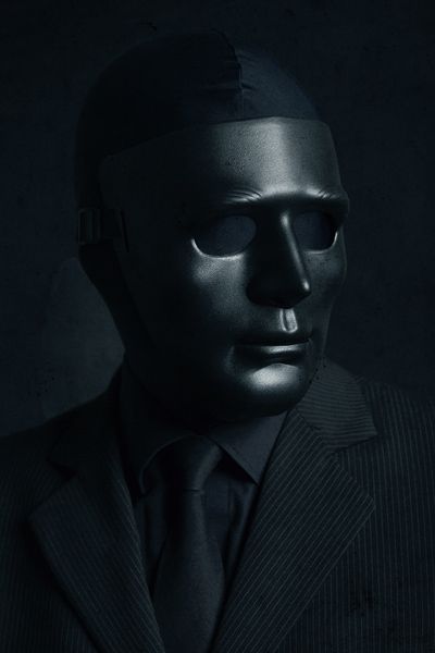 Juha Arvid Helminen’s Photography Series “The Invisible Empire” Criticizes the Power of Uniforms | Hi-Fructose Magazine Shadow People, Horror Vintage, Faceless Portrait, Photography Series, 다크 판타지, Cool Masks, Masks Art, Black Mask, Black Suit