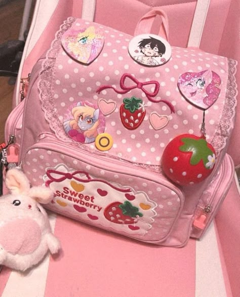 Girls School Backpack, Kawaii Outfit Ideas, Kindergarten Backpack, Kawaii Bags, Backpack Cute, Family Board, Hello Kit, Kawaii Core, Kawaii Accessories