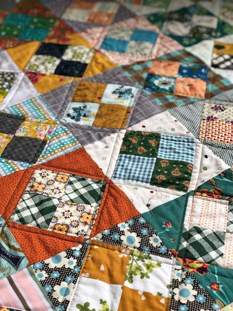 Patchwork n Play: Hooley Dooley! Scrappy Quilt Patterns, Quilt Sewing Patterns, Cute Quilts, Scrappy Quilt, Scrappy Quilts, Patch Quilt, Working On It, Easy Quilts, Quilting Crafts