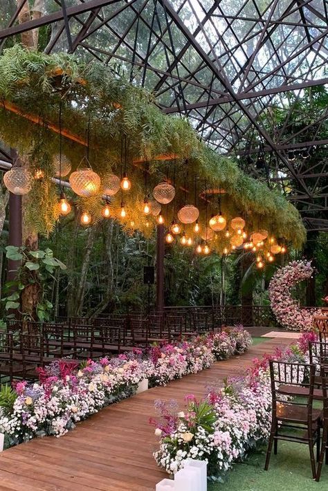 Glass Garden Wedding, Garden Venue Ideas, Garden Wedding Reception Outdoor, Garden Reception Wedding, Garden Wedding Aisle, Outdoor Engagement Party Decorations, Modern Garden Wedding, Luxury Event Decor, Glass House Wedding