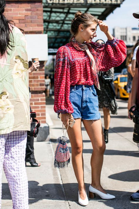 Street style à la Fashion Week printemps-été 2017 de New York Jenny Walton, Pinterest Wardrobe, Hawaii Holiday, Boho Robes, Influencer Style, Style Parisienne, Nice Pic, Fashion Future, Street Style 2017