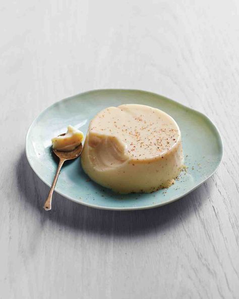 Eggnog Panna Cotta Martha Stewart Eggnog Recipe, Martha Stewart Eggnog, Eggnog Panna Cotta, Flan Au Caramel, Easy Eggnog, Panna Cotta Recipe, Gelatin Dessert, Eggnog Recipe, Creme Caramel