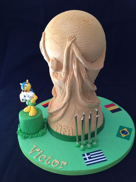 World Cup trophy cake and mascot World Cup Trophy Cake, Cakes For Boys Birthday, Trophy Cake, Cake Party Ideas, Diy Trophy, World Cup Trophy, Cake Party, Birthday Cup, Boys Birthday