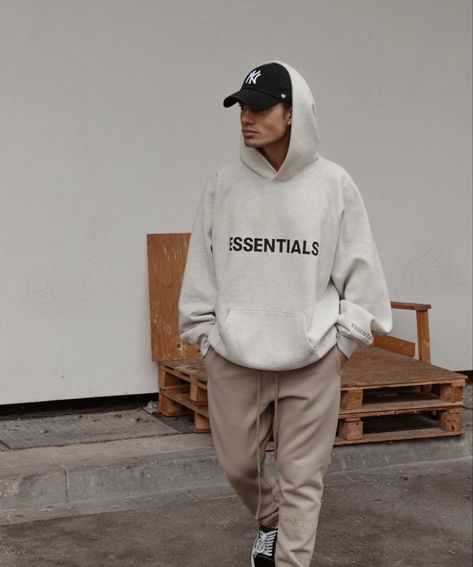 Outfits For Men Hoodie, Mens Outfits Hoodie, Cap And Hoodie Outfit Men, Hoodie And Sweats Outfit Men, Grey Essentials Hoodie Outfit Men, White Oversized Hoodie Outfit, Hoddies Outfits Men Design, Male Hoodie Outfit, Nai Aesthetic