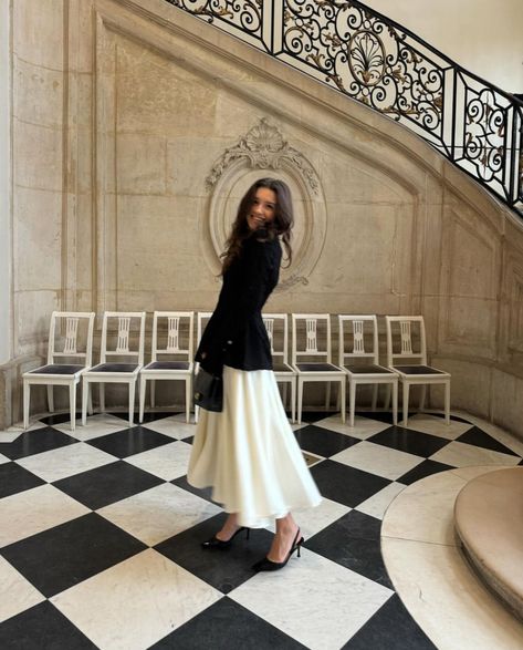 Classy Outfits For Women, Church Outfits, White Skirt, Looks Style, Elegant Outfit, Modest Outfits, Outfits Casuales, Wedding Guest Outfit, Elegant Style