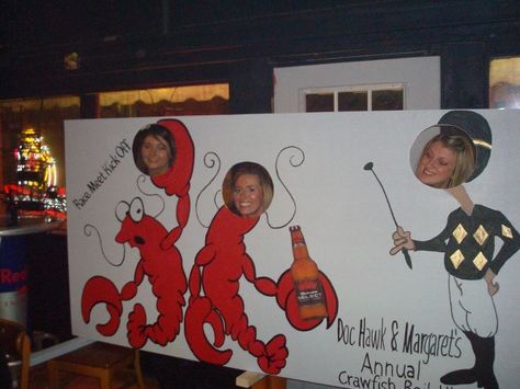 The huge crawfish photo cut out I made for Margaret & Bill's Annual Crawfish Boil Crawfish Boil Fundraiser, Crawfish Party Ideas, Seafood Boil Party Ideas, Ideas Food Party, Low Country Boil Party, Crab Feed, Seafood Broil, Party Ideas Food, Crawfish Party