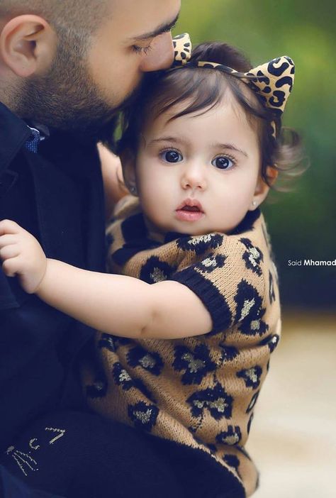 Cute Babies Photography, Cute Family, Trendy Baby, Baby Photoshoot, Funny Babies, Baby Pictures