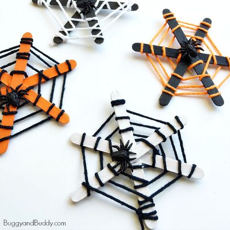 Halloween Crafts for Kids: Popsicle Stick and Yarn Spiderweb Spider Web Craft, Popsicle Stick Crafts For Kids, Diy Party Crafts, Halloween Infantil, Halloween Kunst, October Crafts, Fun Halloween Crafts, Halloween Arts And Crafts, Easy Halloween Crafts