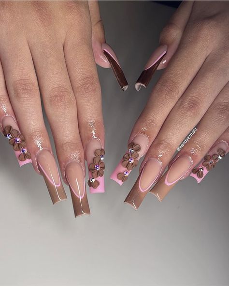 Flower Coffin Nails, Fall Nails Pink, Brown Nail Ideas, Brown Fall Nails, Bio Sculpture Nails, Pink French Nails, Brown Nail, Fall Nail Ideas, Brown Nails Design