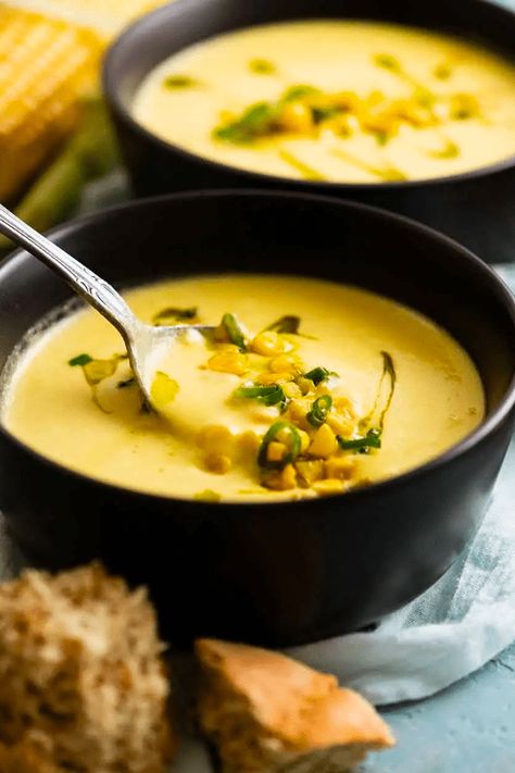 This silky and smooth Cold Corn Soup is creamy, sweet, and invigorating when served chilled or at room temperature. #Foodie #Yummy #Healthy Chinese Corn Soup, Best Canapes, Caramel Chicken, Cold Soup Recipes, Chilled Soup, Summer Soup, Recipe Tin, Recipetin Eats, Cold Soup