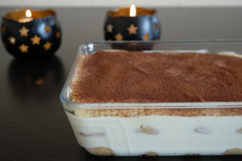 Vrai tiramisu italien traditionnel | Aux Fourneaux Berry Tiramisu, How To Make Tiramisu, Tiramisu Cake Recipe, Chocolate Tiramisu, Tiramisu Cake, Dessert Toppings, Italian Desserts, Top Chef, Coffee Flavor