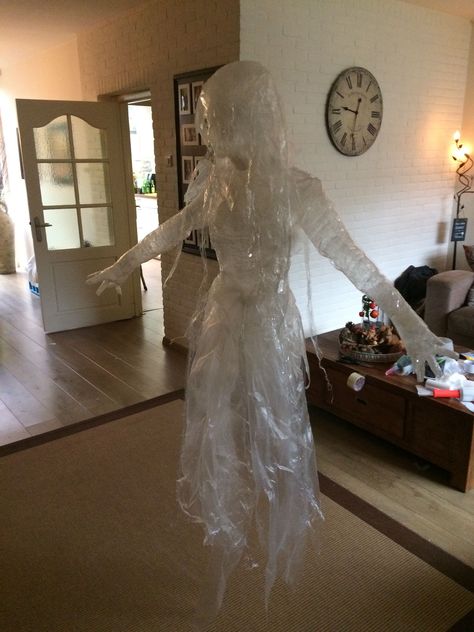 Haunted Maze Ideas Diy, Packing Tape Ghost, Tape Ghost, Facts About Halloween, Halloween Tea Party, Halloween Outside, Halloween Facts, Creepy Halloween Decorations, Halloween Decorations Diy Outdoor