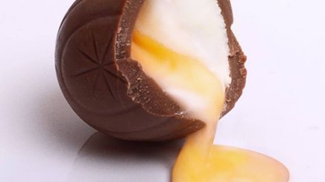 Miss the original Cadbury Creme Egg taste? Here's how you can make your own | Stuff.co.nz Cadbury Creme Egg Recipes, Cadbury Easter Eggs, Cream Eggs, Creme Eggs, Egg Cream, Cadbury Eggs, Cadbury Creme Egg, Creme Egg, Creamed Eggs