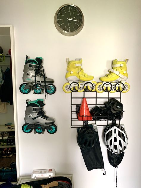 Inline skates skates accessories Roller Skate Storage Ideas, Rollerblade Storage, Skate Storage Ideas, Roller Skate Storage, Skate Tattoo, Gear Closet, Gear Room, Skater Boi, Ball Storage