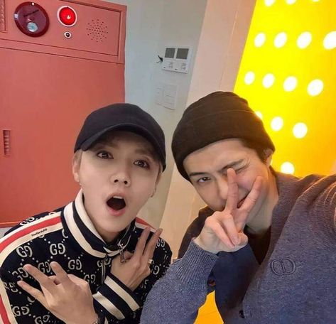 sehun and luhan reunion? 👀 Sehun And Luhan, Luhan, Sehun, Getting Out, Exo