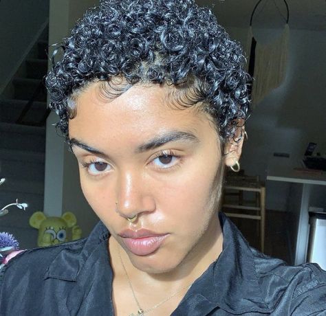 Short Hair 4c, Short 4b Hair, Big Chop Natural Hair, Short Natural Curly Hair, Twa Hairstyles, Natural Hair Cuts, Natural Hair Products, Natural Hair Short Cuts, Edgy Haircuts