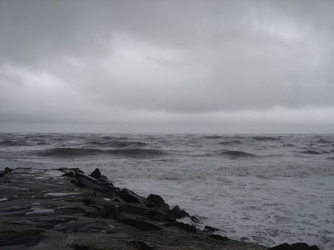 Fawn Response, Dark Beach, Sea And Ocean, Dark Aesthetic, Mother Nature, The Ocean, Aesthetic Pictures, The Sky, Essence