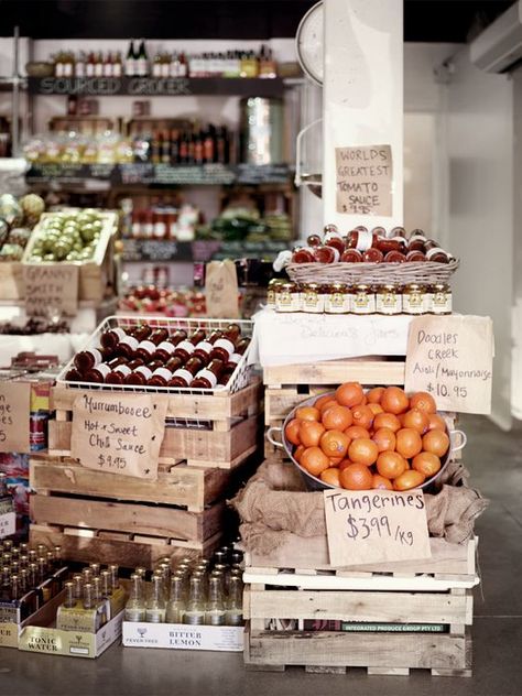 Grocery Store Design, Food Retail, Fruit Shop, Food Displays, Farm Shop, Market Stalls, Bakery Shop, Food Display, Cafe Shop