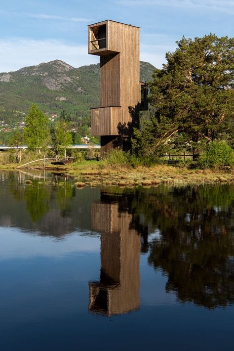 Observation Tower Architecture, Watch Tower Architecture, Bird Watching Tower, Tree Logs, Lookout Tower, Nikon D810, Tower House, Tower Design, Architecture Design Concept