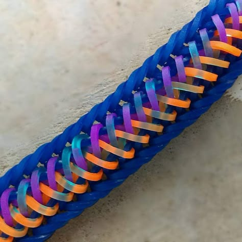 Loom Bands Easy, Rainbow Loom Ideas, Rainbow Loom Instructions, Rainbow Loom Easy, Loomband Ideas, Loop Bracelets, Rainbow Loom Storage, Loom Band Patterns Instructions, Loom Bands Tutorial