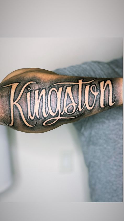 #tattoo #Kingston #King #forearm #cali #OrangeCounty #714 #SantaAna #SofiaSouzaArt #lettering Anthony Tattoo Name Ideas, Keystone Tattoo, King Von's Tattoos, Kingston Tattoo Name, West Coast Tattoo Lettering, Kingston Tattoo, Tattoo Name, Name Tattoo Designs, Name Tattoo