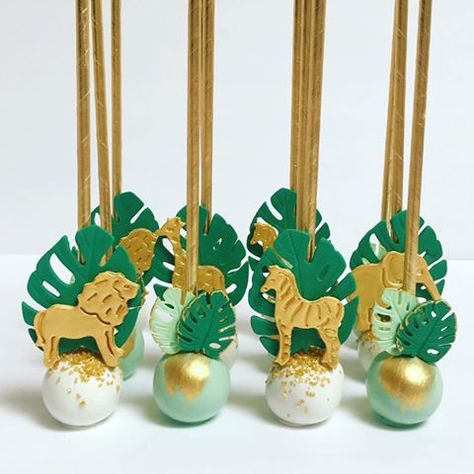 Glam Safari ✨✨ #cakepops #customcakepops #sweetbakemaria Safari Candy Table, Jungle Cake Pops, Jungle Safari Cake, Custom Cake Pops, Baby Shower Safari Theme, Jungle Theme Parties, Boys 1st Birthday Party Ideas, Lion King Birthday, Jungle Theme Birthday