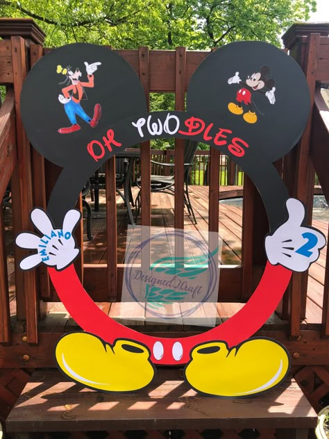 Birthday sign, Mickey Mouse Birthday, Birthday ideas Mickey Mouse Clubhouse Birthday Party Decorations Diy, Mickey Mouse Photo Shoot Ideas, Mickey Mouse Birthday Picture Ideas, Selfie Frames Ideas School, Photo Booth Mickey Mouse, Mickey Photo Booth, Diy Mickey Mouse Photo Booth Frame, Mickey Mouse Picture Frame, Mickey Mouse Photo Frame