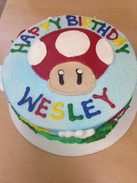 Super Mario Toad Birthday Cake, Mario Mushroom Cake, Toad Birthday Cake, Cake Ideas Homemade, Mario Cake Ideas, Super Mario Toad, Felix Birthday, Mario Toad, Cake Magic