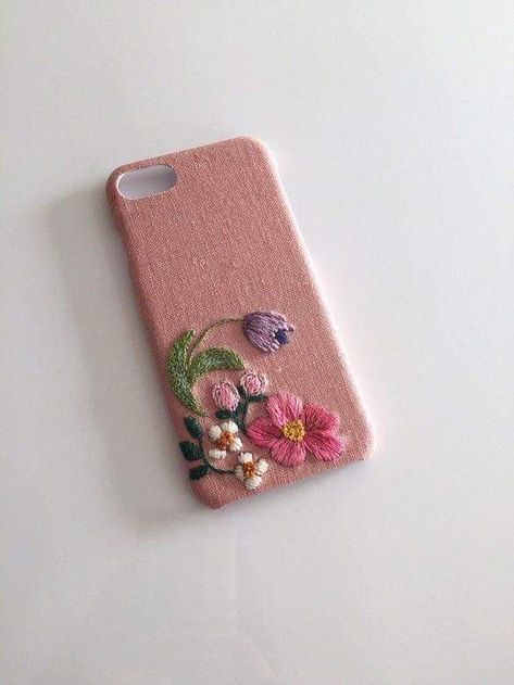 Crochet Mobile Cover, Embroidery Cases, Crochet Phone Cases, Crochet Mobile, Hand Embroidery Patterns Flowers, Hand Embroidery Videos, Embroidery Stitches Tutorial, Embroidery Videos, Mobile Cover