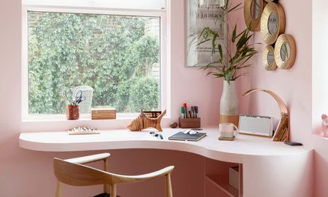 Kids Room With Corner Desk, Kids Desk Area In Bedroom Corner, Pink Corner Desk, Corner Desk French, Pine Corner Desk, Diy Corner Desk, Writing Corner, Tidy Room, Pink Desk