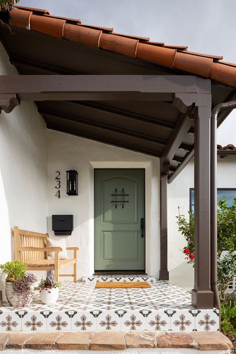 Spanish Style Homes Los Angeles, Spanish Style Curb Appeal, Mid Century Modern Hacienda, Spanish Surf House, Spanish Home Remodel, Front Porch Spanish Style House, Spanish Style Shutters, Tiny Spanish Style Homes, Stucco House Landscaping Ideas