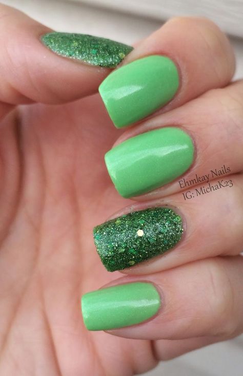 St Patricks Nail Designs, St Patrick Day Nails Acrylic, Shamrock Nails, Irish Nails, Saint Patrick Nail, Nails March, March Nails, St Patricks Day Nails, Nagellack Trends