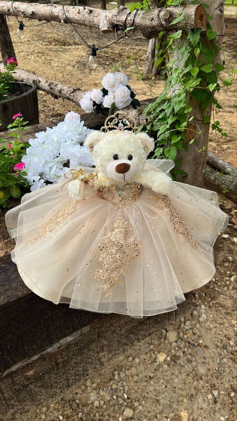 Champagne Quince Teddy Bear, Quinceanera Dresses Champagne Mexican, Last Bear Quinceanera, Quinceanera Last Teddy Bear, Quince Centerpieces Champagne, Quince Bear Dress, Champagne Gold Quinceanera Decor, Royal Quinceanera Theme Gold, Champagne Theme Quinceanera