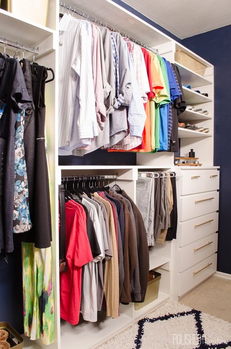 Having a closet is a great way to keep your clothes tidy and organized. You can choose either walk in closet or reach in closet for your type of closet style.  From those both types of closet, which one do you prefer? Malm Closet, Diy Master Closet, Malm Hack, Ikea Closet Hack, Clothing Rack Bedroom, Master Closet Organization, Ikea Malm Dresser, Malm Dresser, Ikea Closet