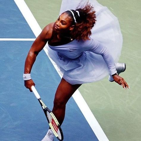 Today's the last day of the US Tennis Open. The name on everyone's lips this year was undoubtedly @serenawilliams  Regardless of the result her outfits already made her a champion in our eyes. Created by @virgilabloh the 'Queen' collection was designed in Serena's honour and we've loved seeing these fresh interpretations on court. Tennis Outfit Serena Williams, Tennis Serena Williams, Women Sports Aesthetic, Us Open Aesthetic, Tennis Players Women, Serena Williams Outfit, Sport Poses, Tennis Shoot, Tennis Fits