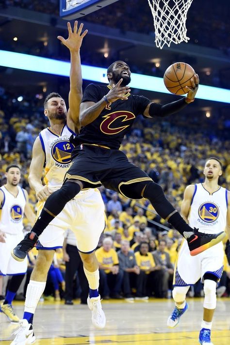 Kyrie Irving Cavs, Irving Wallpapers, Lebron James Cavaliers, Richard Jefferson, Kyrie Irving Shoes, Nba Basket, Nba Funny, Kobe Bryant Pictures, Basketball Players Nba