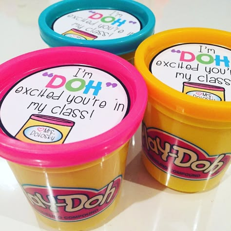 Playdoh Back To School Gift, Play Dough Gifts For Students, Play Doh Gift Tags For Students, Play Dough Gift Ideas, Play Doh Gift For Students, First Day Of School Gift For Students, Playdough Gift Tags For Students, First Day Of School Gift From Teacher, Beginning Of Year Gifts For Students