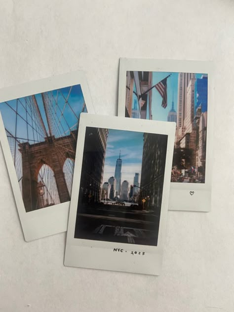 New York Polaroid, Nyc Polaroid, Polaroid Travel, Nyc Romantic, Nyc Pictures, Polaroid Ideas, Nyc Dream, Best Nature Images, Nyc Girl