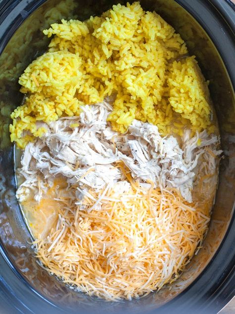 Rice Chicken Crockpot, Easy Crockpot Chicken And Rice, Chicken With Yellow Rice, Crockpot Rice Recipes, Crockpot Chicken And Rice, Rice Crockpot, Chicken And Rice Crockpot, Rice In Crockpot, Easy Chicken And Rice