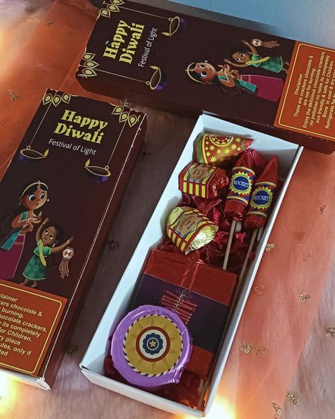 Diwali chocolate crackers 🪔🎇🍫 This chocolate crackers box is best for 🎁 gifting in this diwali to your near and dear ones .❤️🎁 This pataka chocolate box Contains👇 Two rocket chocolate 🚀 One anar chocolate 🎆 One Ladi chocolate One charkhari chocolate Two bomb chocolate 💣 Customization available For order DM or 📞 9599571614 Delivery 🚚 in delhi and delhi ncr Pre booking available (Pataka chocolate box,diwali crackers, diwali gifting, diwali, homebaker, diwali, chocolate,homemade choco... Diwali Pataka, Crackers Diwali, Diwali Crackers, Booking Available, Chocolate Homemade, Festival Lights, Homemade Chocolate, Happy Diwali, Delicious Chocolate